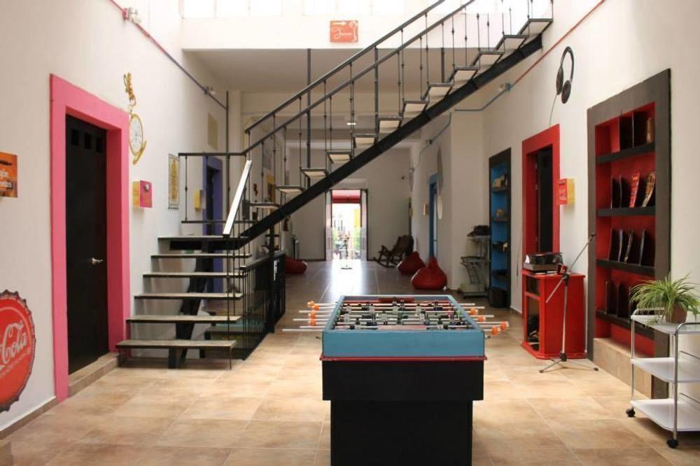 Hostal El Armario Leon Bagian luar foto