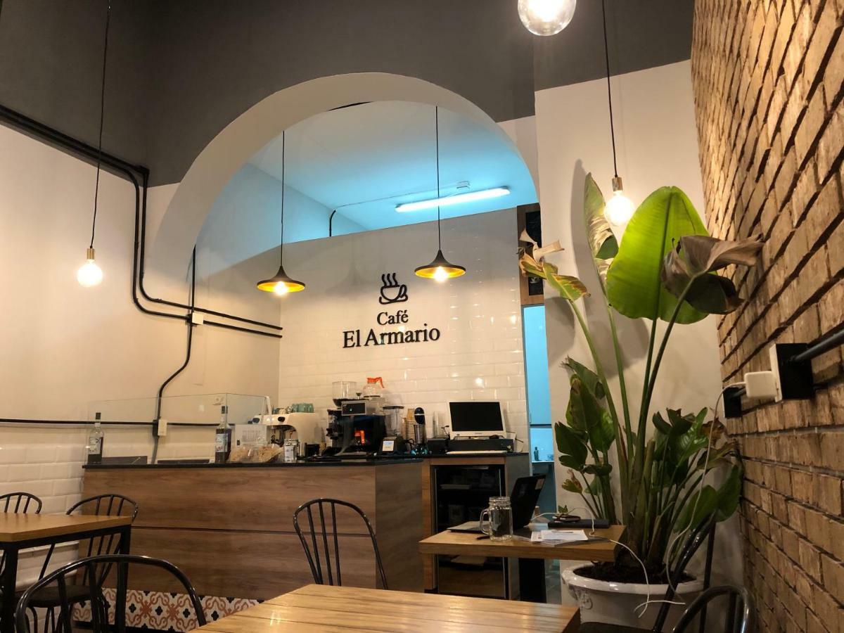 Hostal El Armario Leon Bagian luar foto